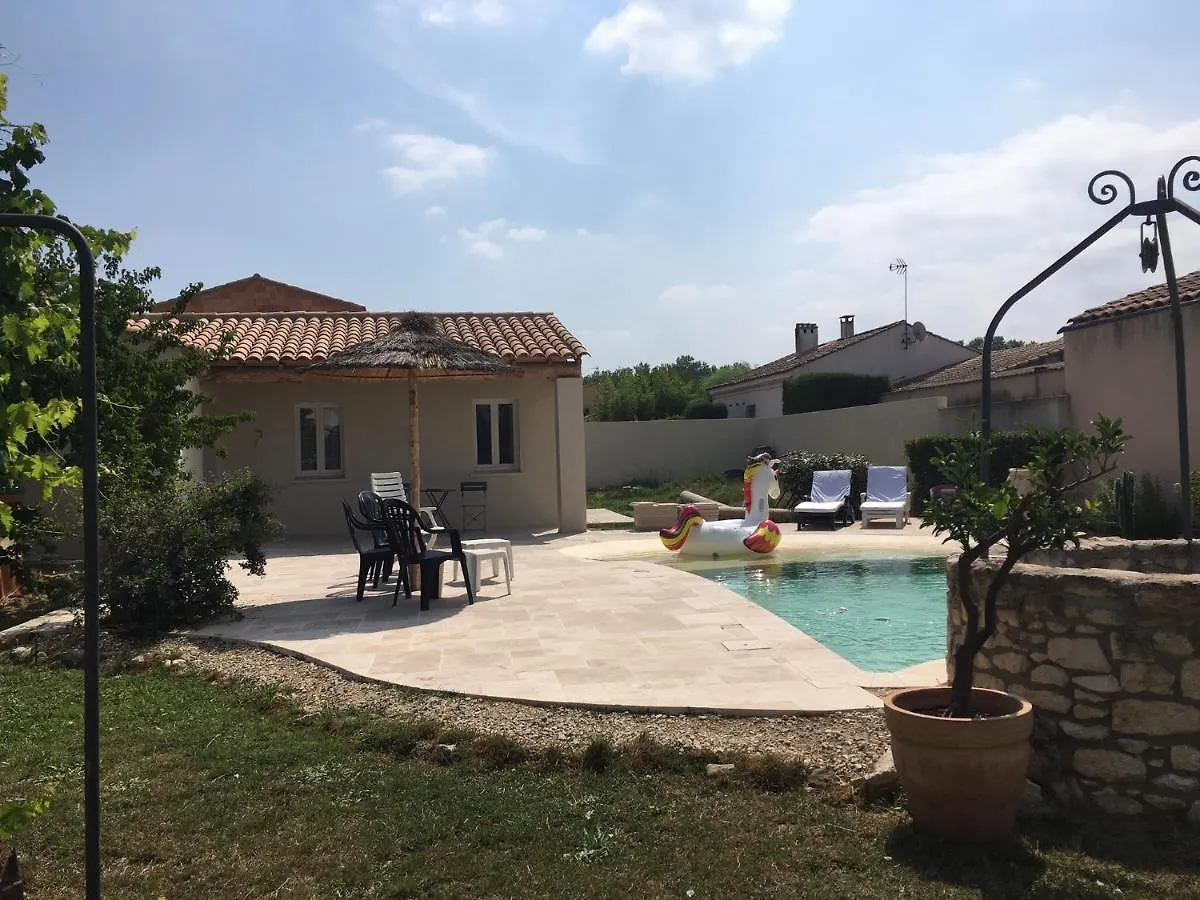 Villa Coquet 2 pièces au calme avec piscine  à Fontvieille 0*,